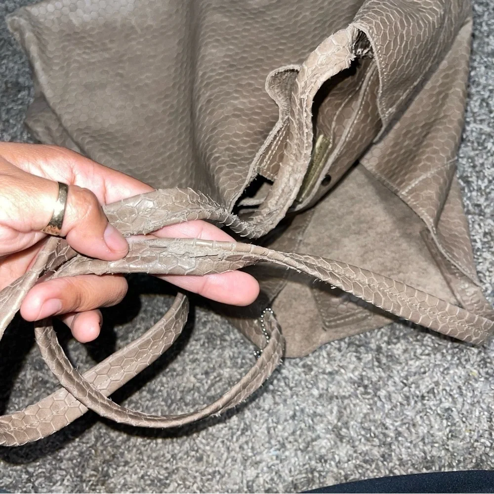 Streets Ahead Tan Beige Tote Shoulder Bag